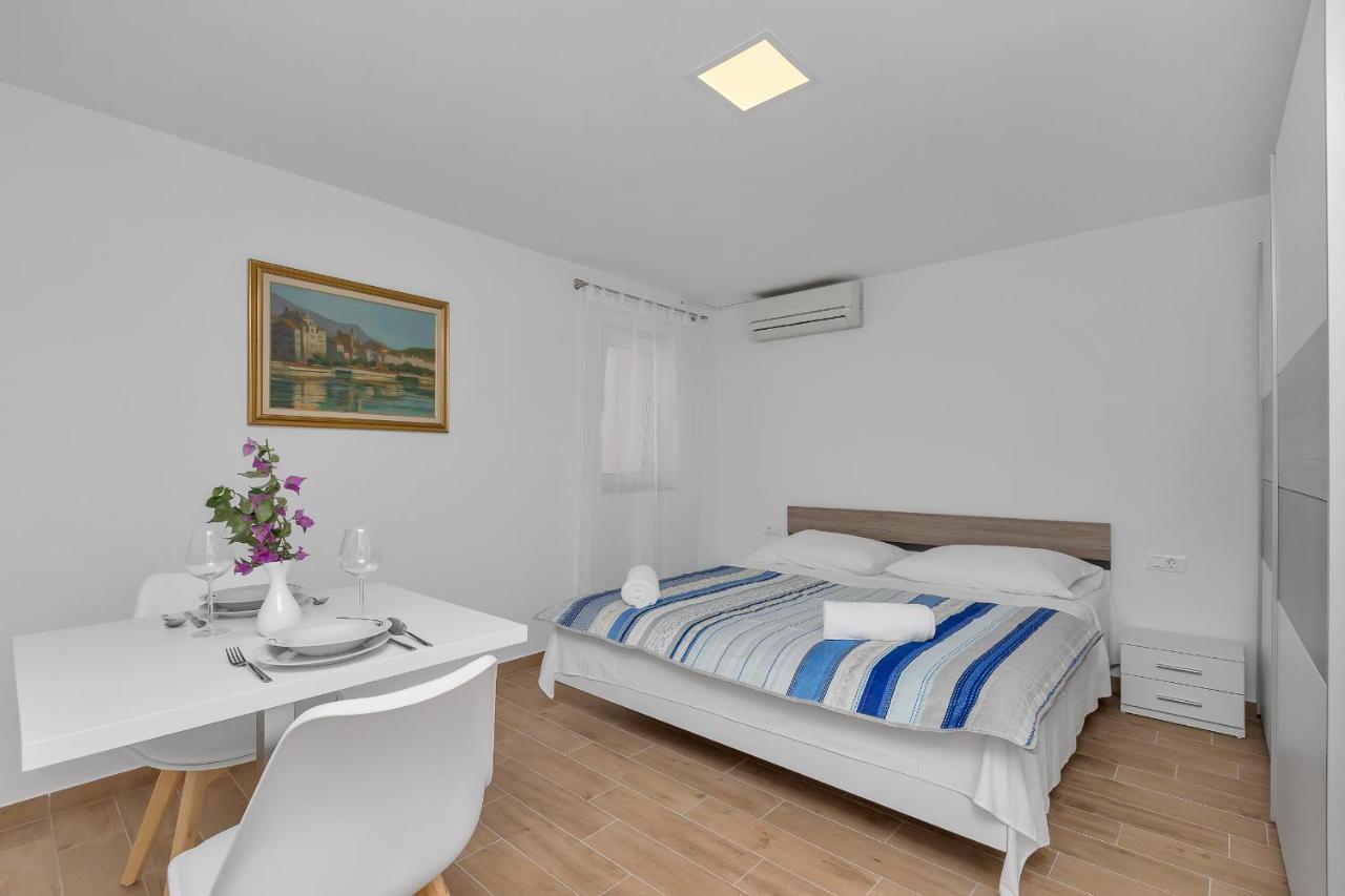 Guesthouse Lara Makarska Kültér fotó