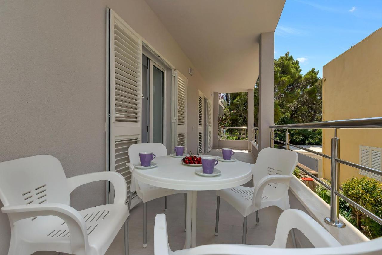 Guesthouse Lara Makarska Kültér fotó